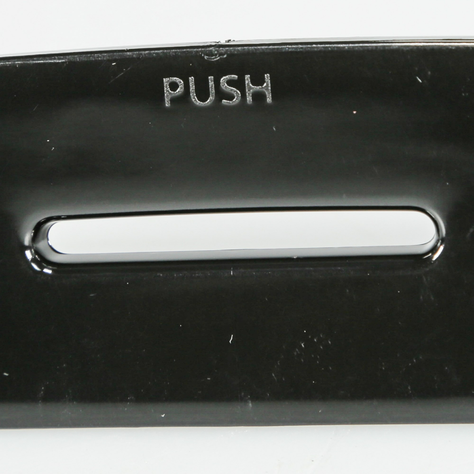 WPW10397394 WHIRLPOOL Refrigerator dispenser overflow grille gallery