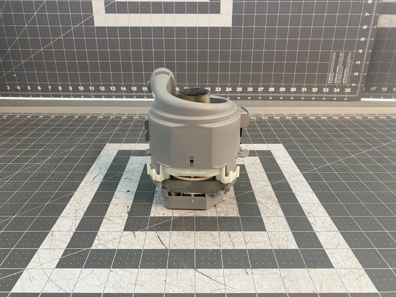 Bosch Dishwasher Circulation Pump P# 00753351 gallery