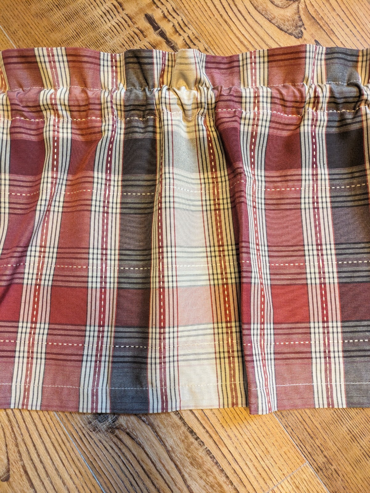 Country Plaid Red Brown & Beige Straight Valance 58"x15" gallery
