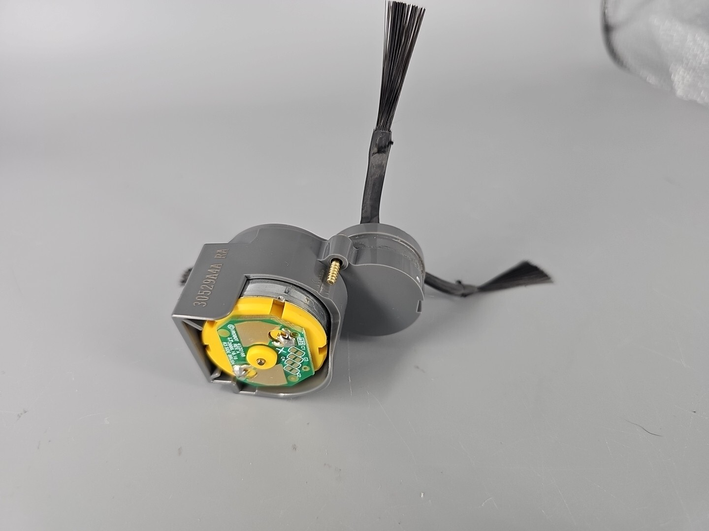 Original iRobot Roomba Vacuum & Mop Combo J7+ Side Brush Module Motor Part gallery