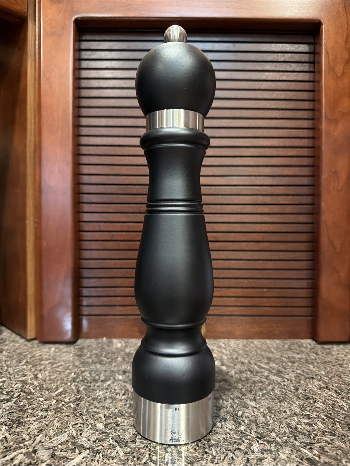 NEW Peugeot Black Stainless Steel Different Coarse Level Pepper Mill 12in 30cm gallery