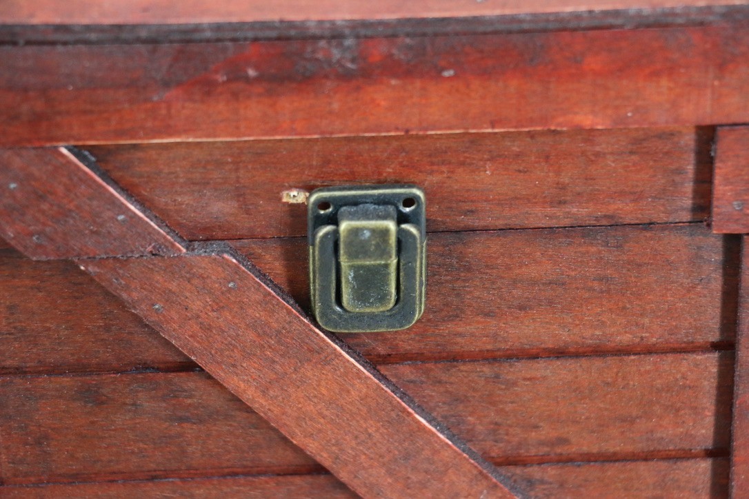 Rustic Wooden Storage Crate Box Farmhouse Decor w Lid Latch Distressed gallery