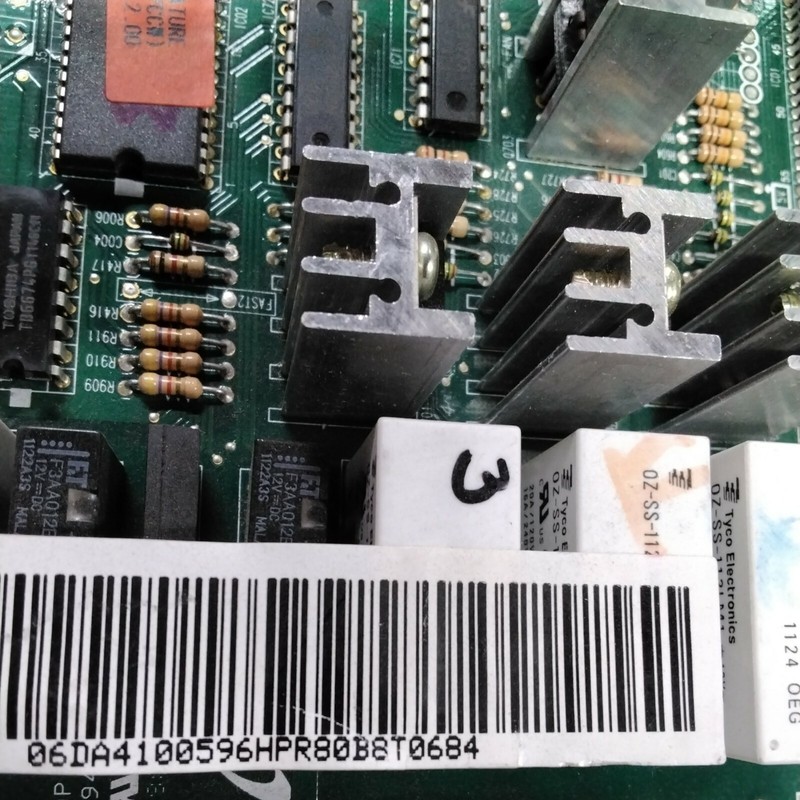 Ge Refrigerator Control Board Part # Da41-00596h gallery