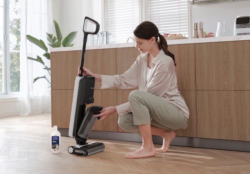 Multi-Surface Cleaning Solution,Spring Fresh,For All Hard Floors,Odor Eliminator gallery