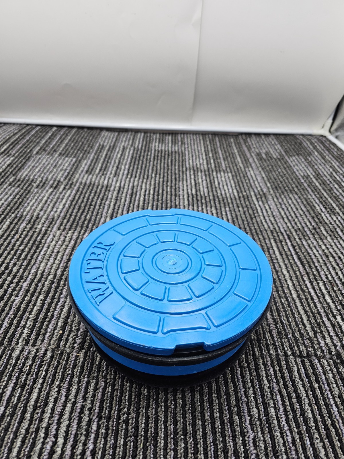 7" Non Pop Water Valve Box Lid Replacement Cap Tool Fitting Blue gallery