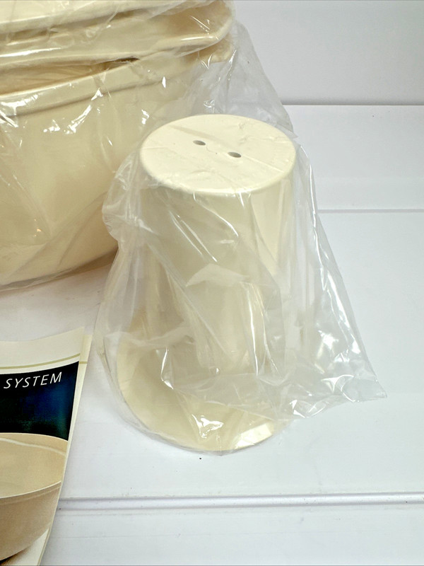 TUPPERWARE Cookware System Microwave Ovenware 3 QT ,1 3/4 QT, Stacking Cone gallery