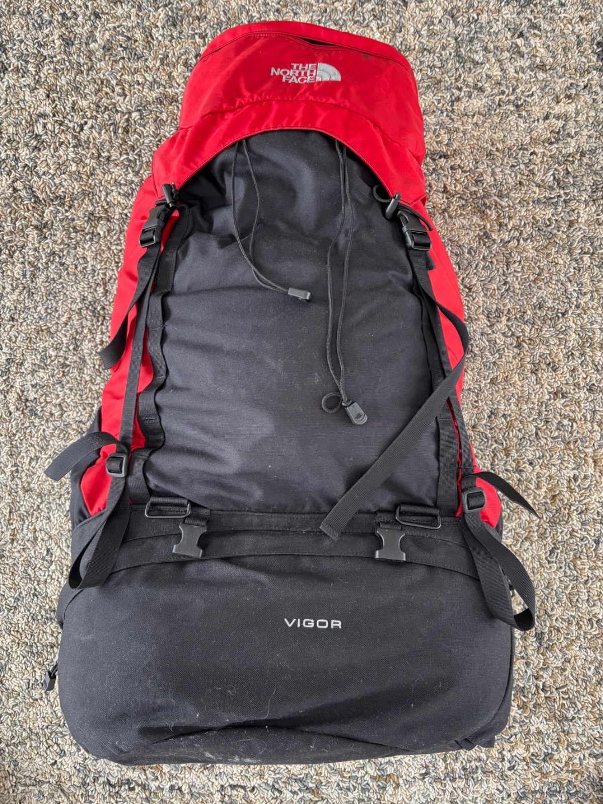 North Face Vigor Back Country Backpack, Women's Small, Red & Black