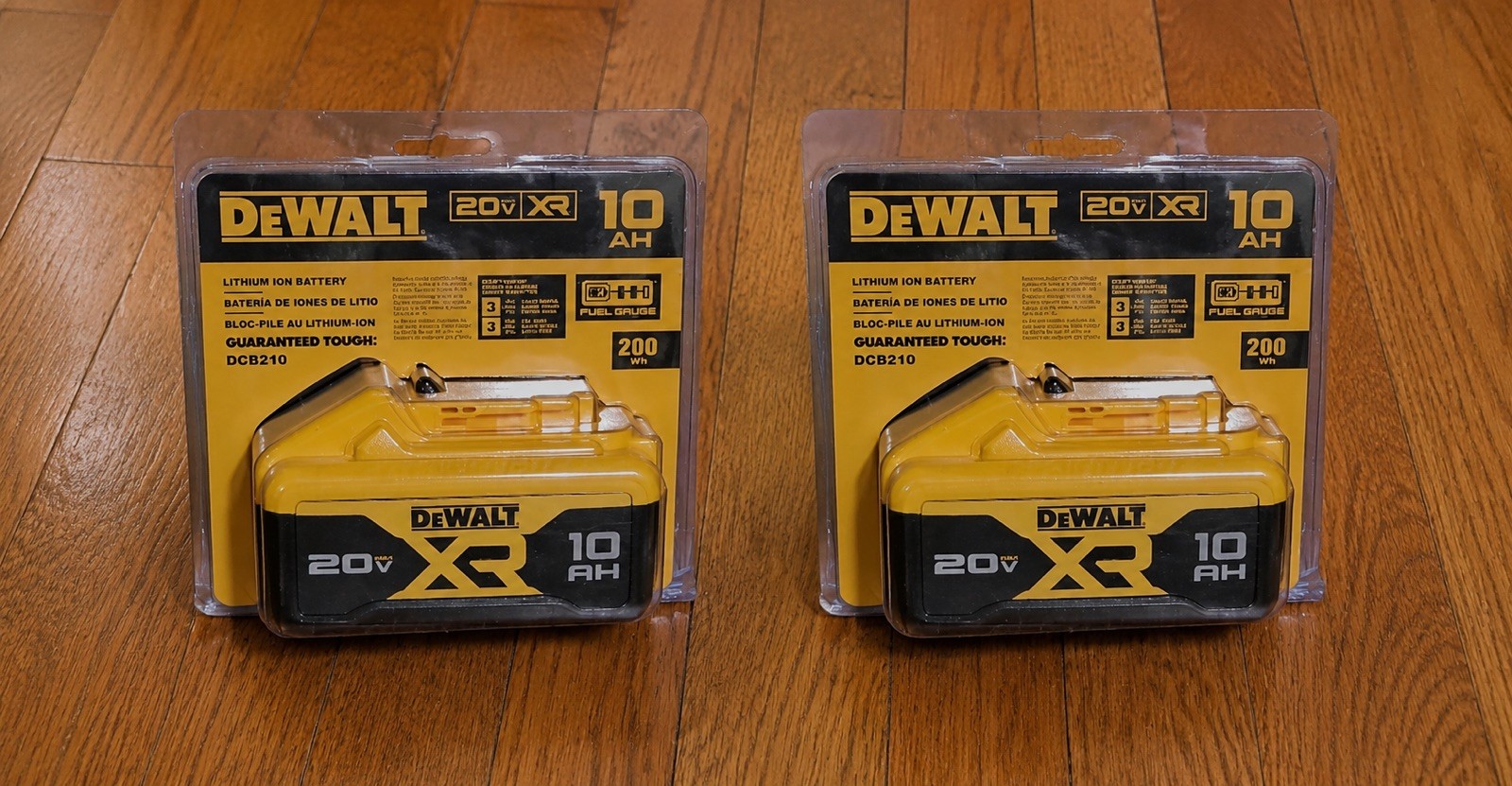 2 PACK ORIGINAL DeWALT DCB210-2 20V MAX XR 10.0 AH Lithium-Ion Battery New ! gallery