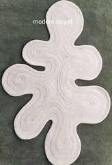 Irregular shape Rugs 4×6 Ft Handmade 100% Woolen Hand Tufted For Home Decoration