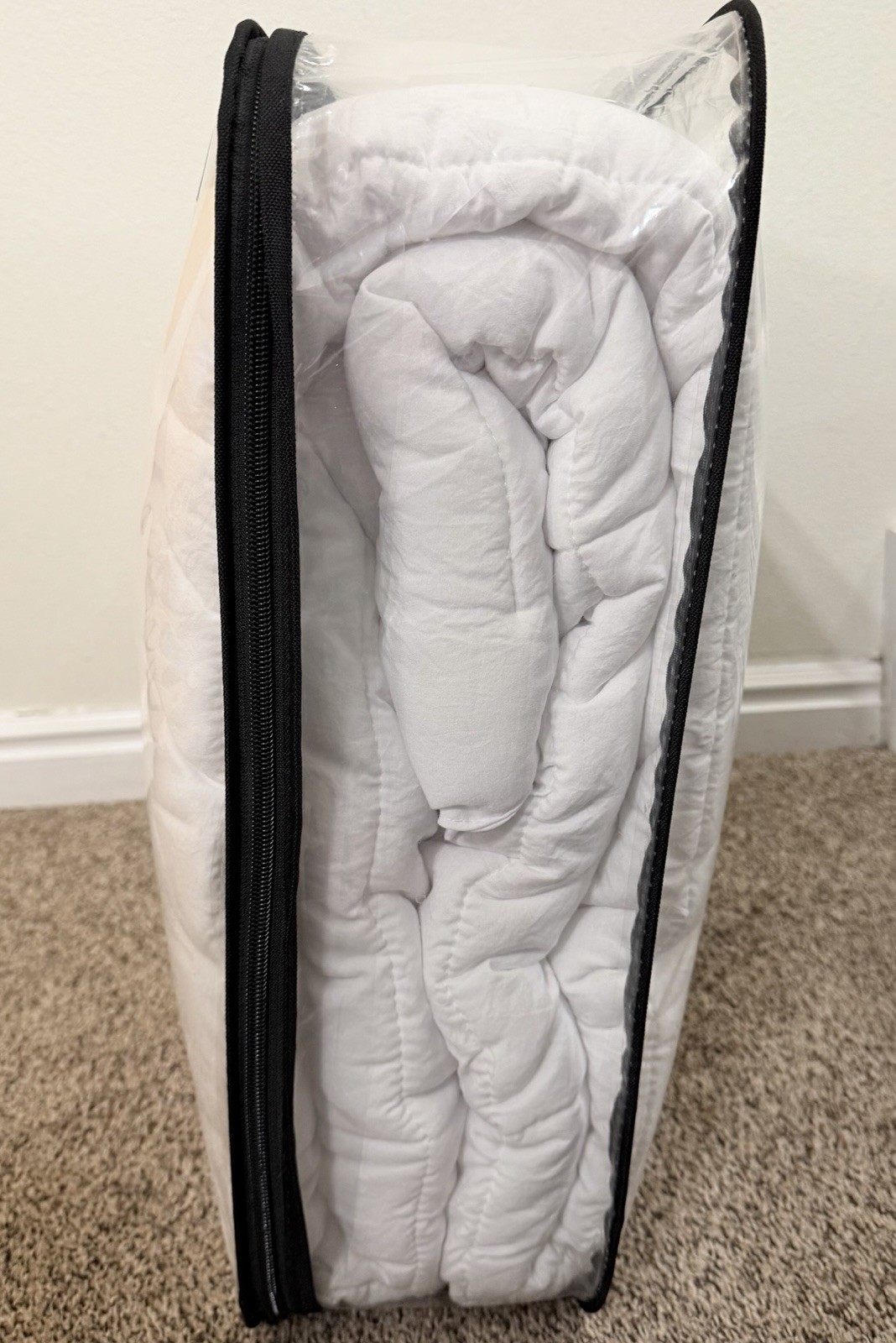 UGG Devon Down Alternative Twin/Twin XL Comforter in White 66" x 90" NEW! gallery