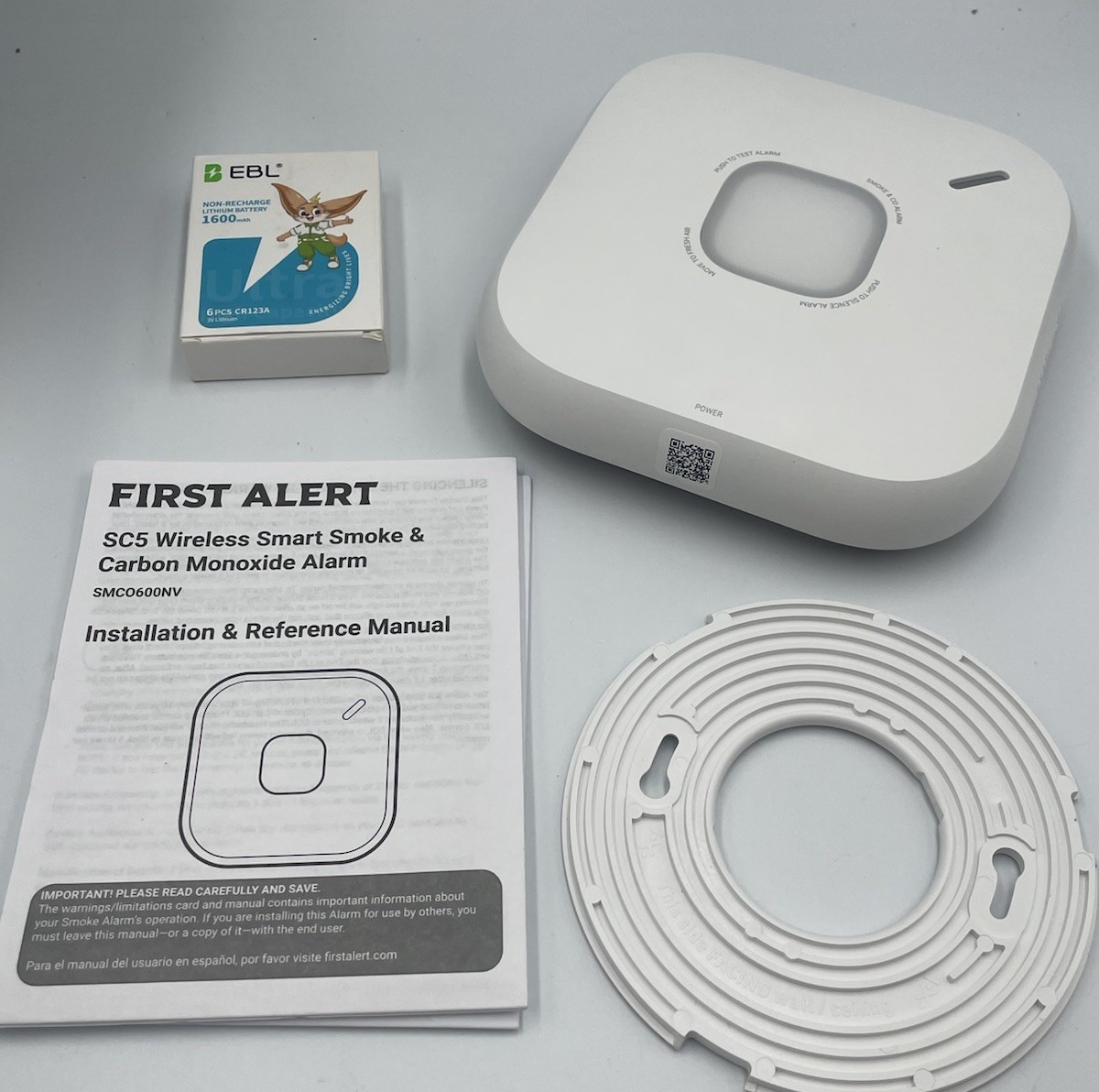 First Alert SC5 Smart Smoke & Carbon Monoxide Alarm w/ Batteries *NEW* Open Box gallery