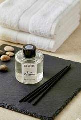 Ritz Carlton Hotel Scent Reed Diffuser Set