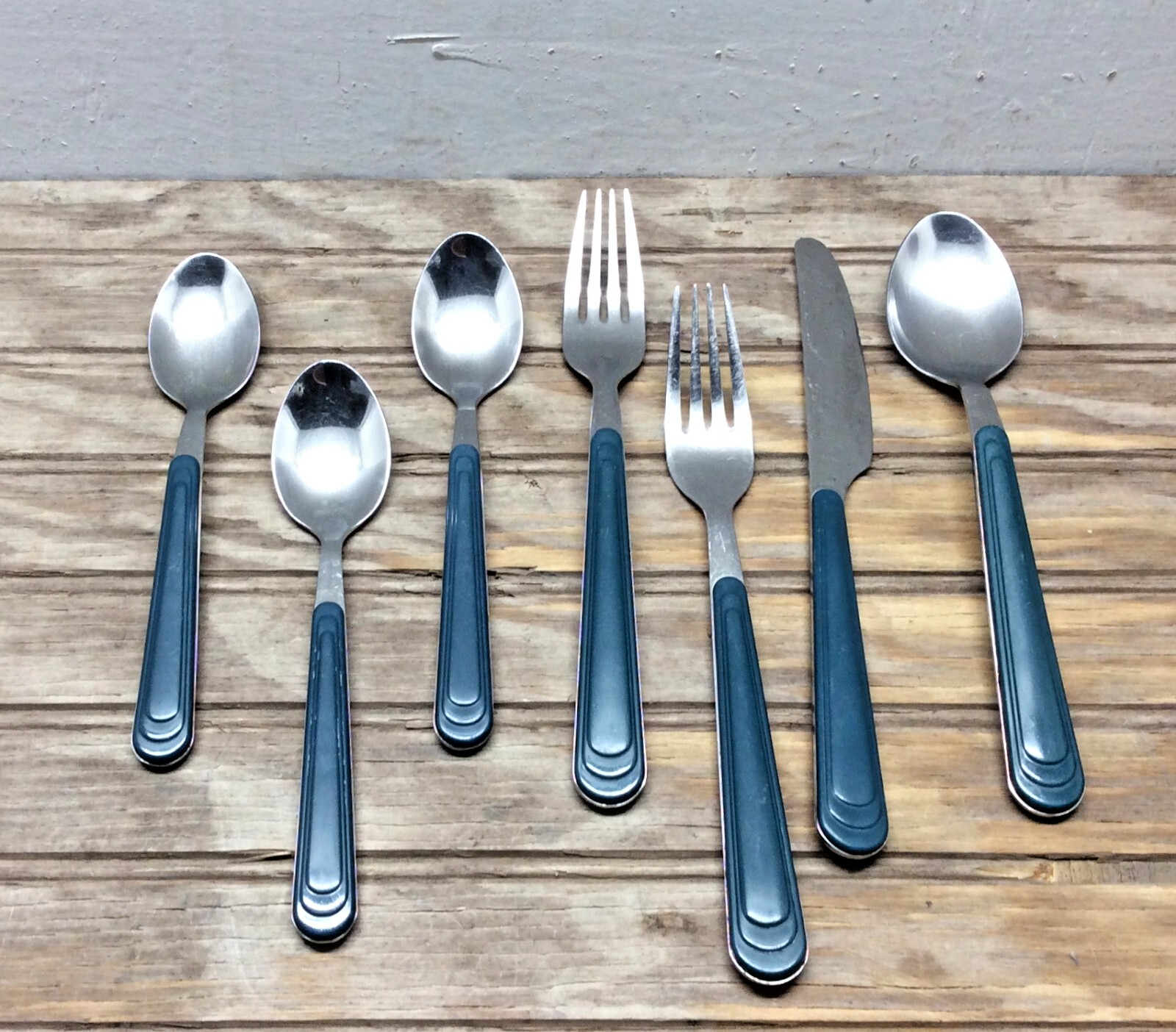 Gibson Flatware Replacement Pieces Emerald Green Vintage CHOICE PER PIECE gallery