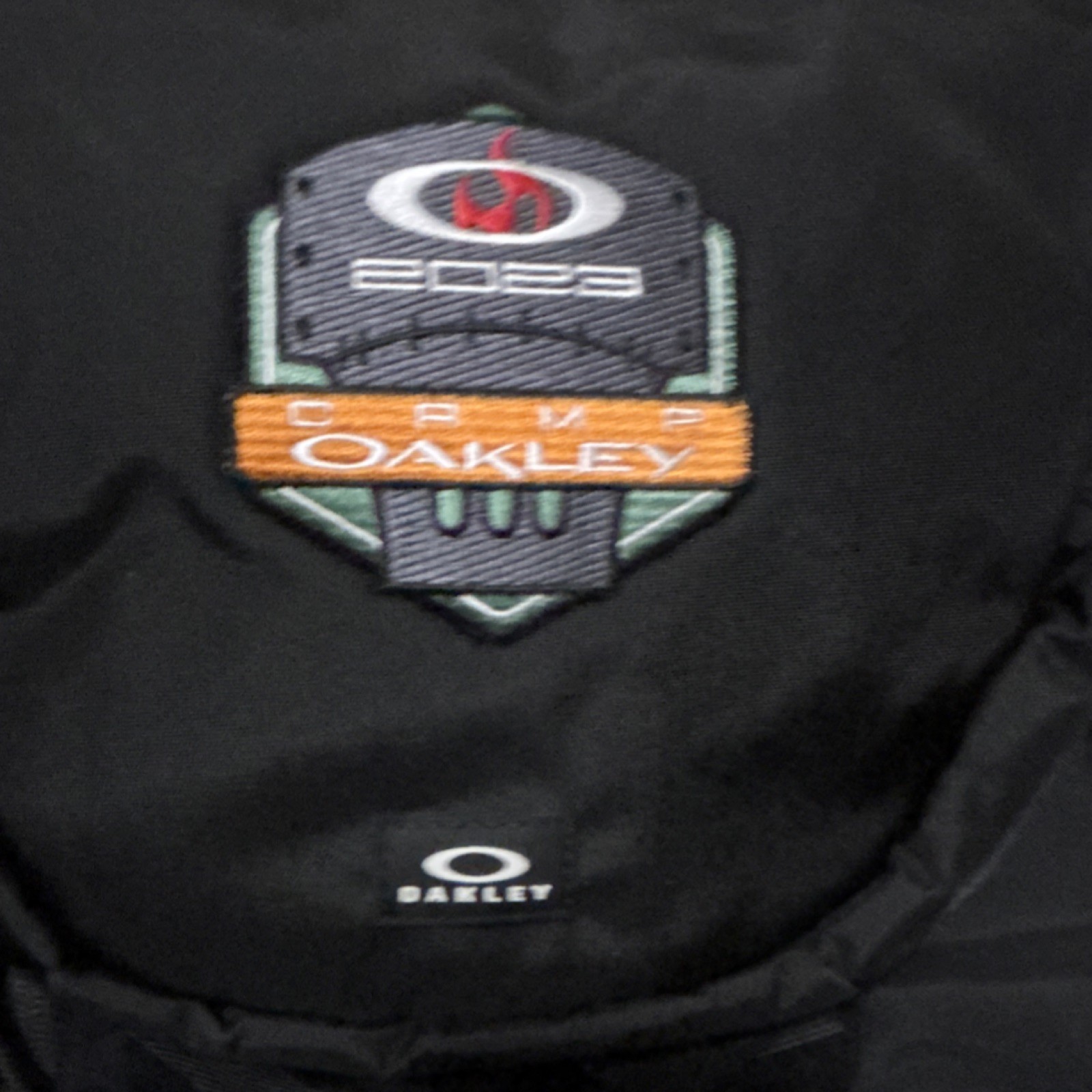 Oakley 2023 CRVIP Black Hiking Backpack Adjustable Straps External Pockets Patch 2