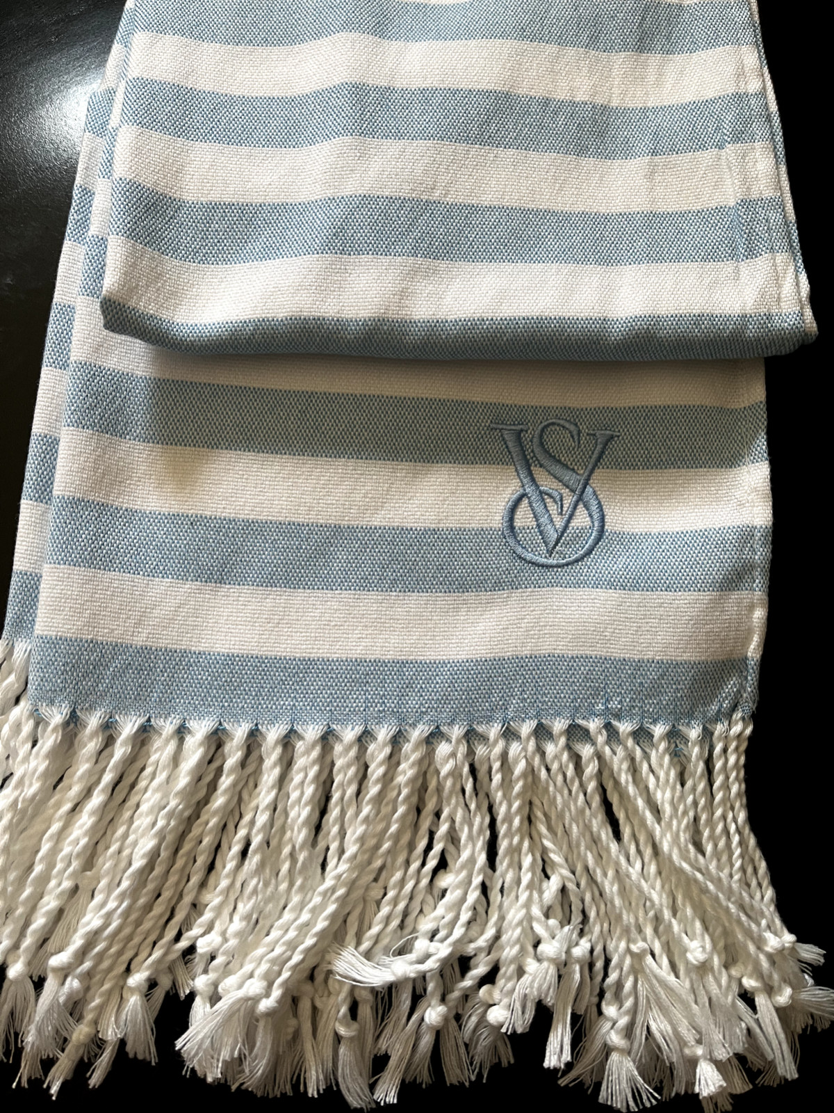VICTORIAS SECRET MONOGRAM FRINGE BEACH BLANKET BLUE WHITE STRIPED 34"x64" NWT gallery