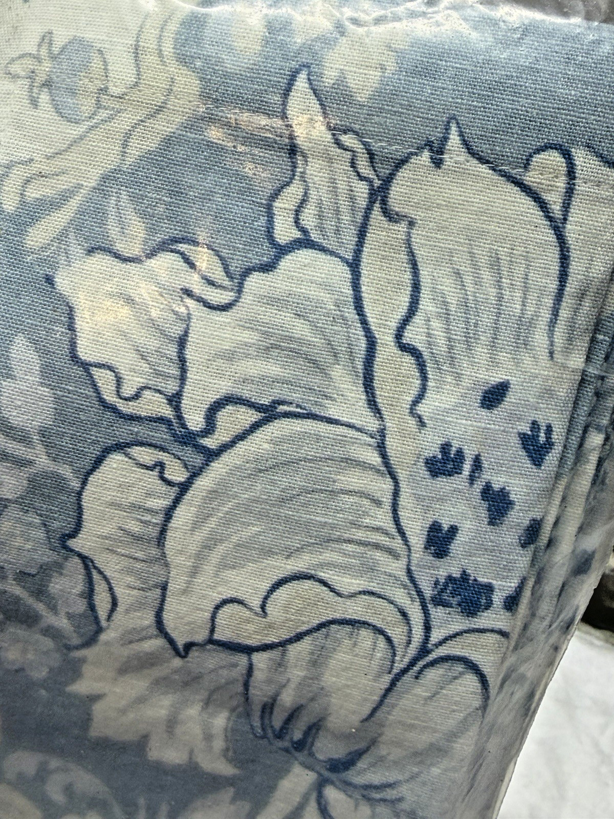 Pottery Barn Kravet Arboretum Blue Floral Cotton/Linen Table Throw 50" NEW gallery