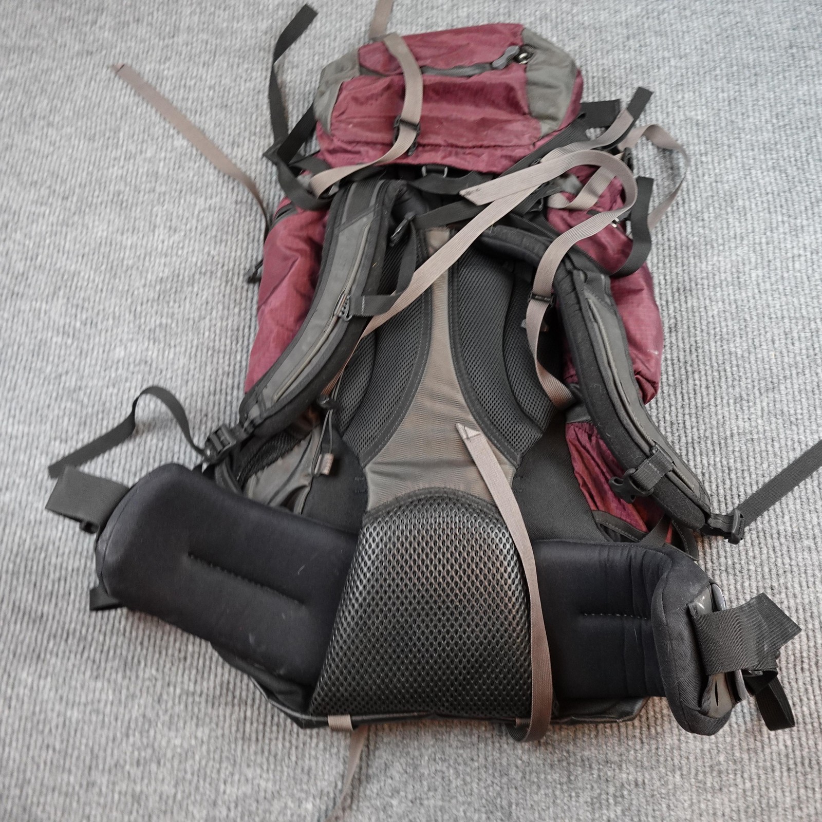 Gregory Deva 60 Backpack Womens Small Red 60L Hiking Backpacking Trail Pack 5