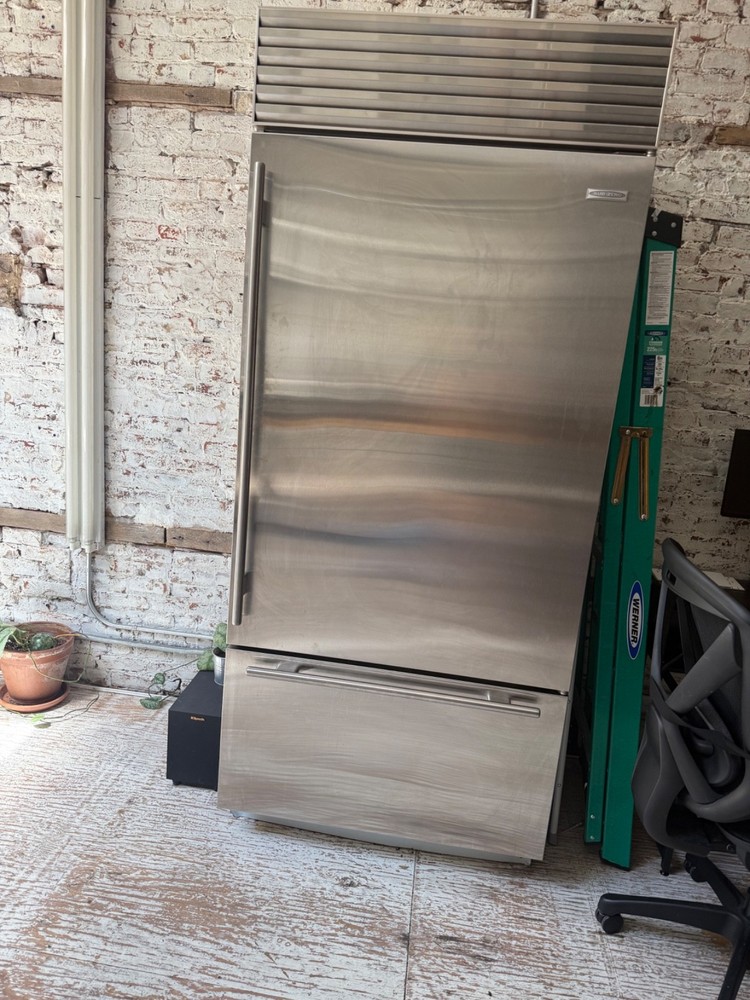 SUB-ZERO 36" REFRIGERATOR/FREEZER DRAWER BELOW STAINLESS STEEL MODEL BI-36U/O