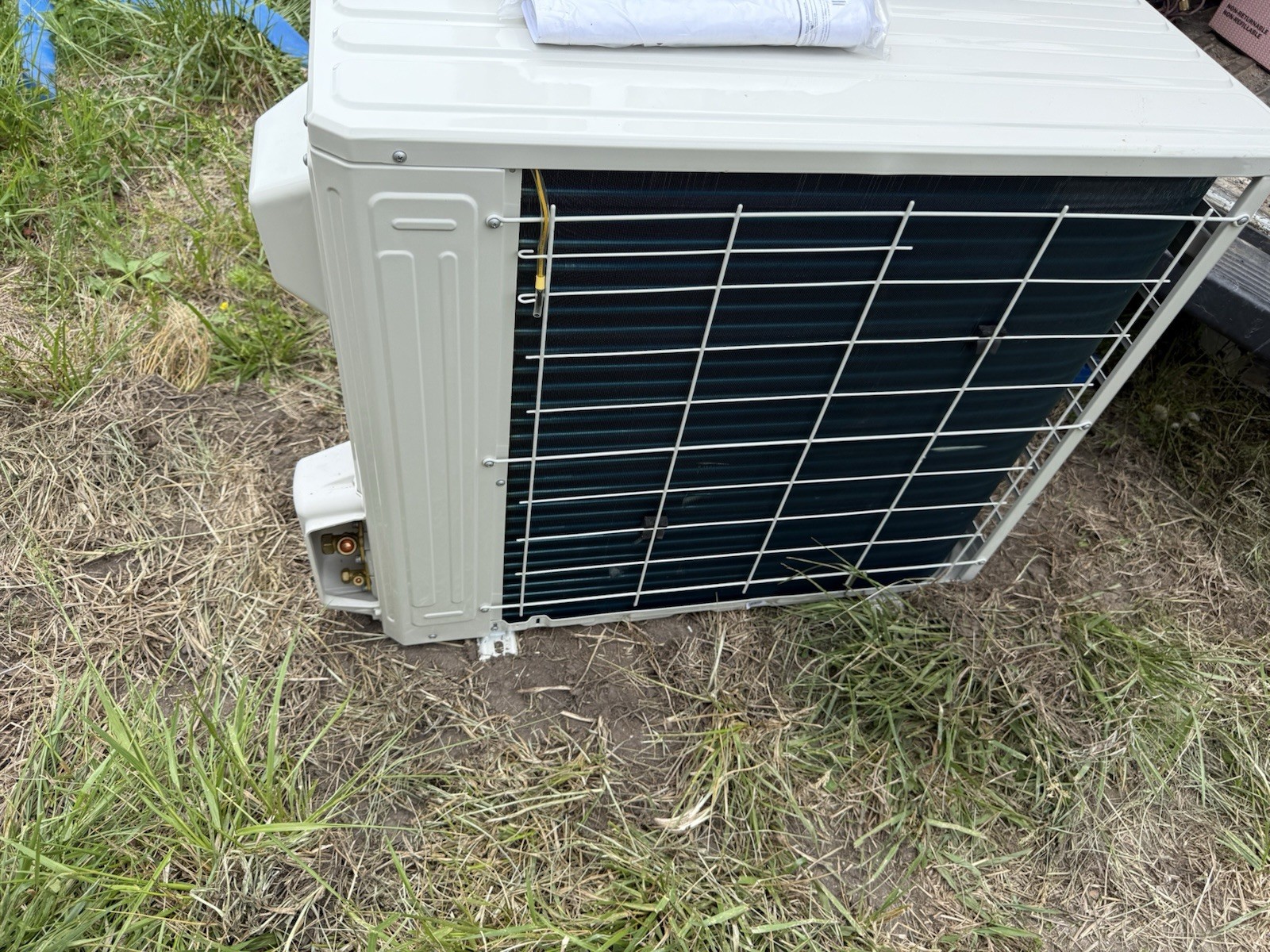 Trane Ductless Mini-Split Heat Pump Outdoor Unit 33K 208/230V R-410A 1Z gallery