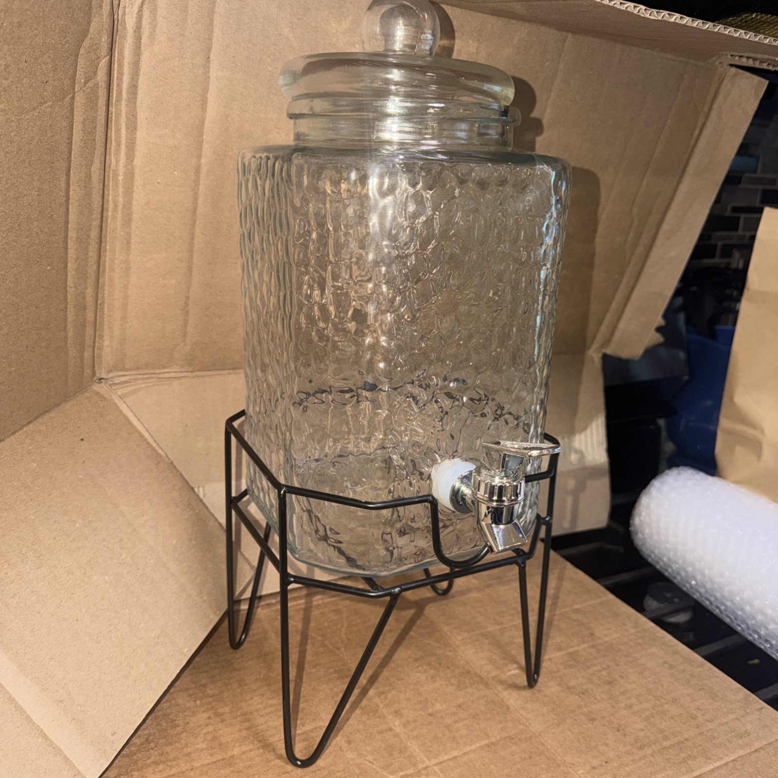 Stylesetter Beverage Dispenser With Stand, 1.5 /5.7 Gallon/Liters Unused VGC gallery