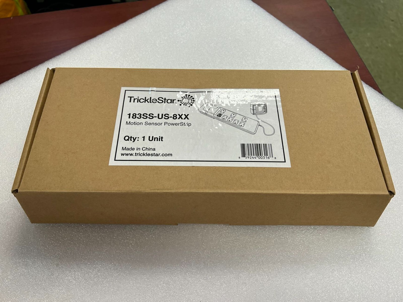 TrickleStar 183SS-US-8XX Motion Sensor PowerStrip 1800W gallery
