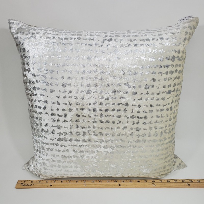 D.V. Kap Throw pillow Feather Down Insert 'Stealth-White' Cotton Rayon Polyester gallery