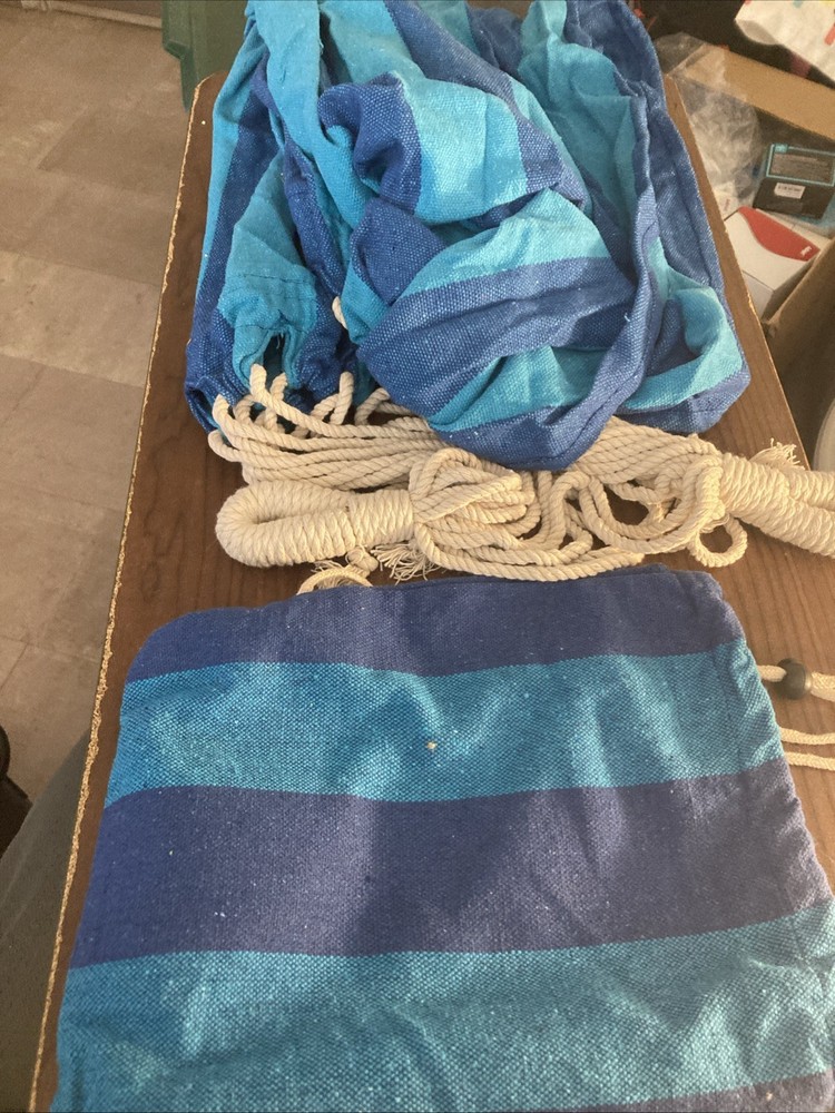 Portable Hammock Polyester & Cotton Blend. Suitable for Indoor or Outdoor Use