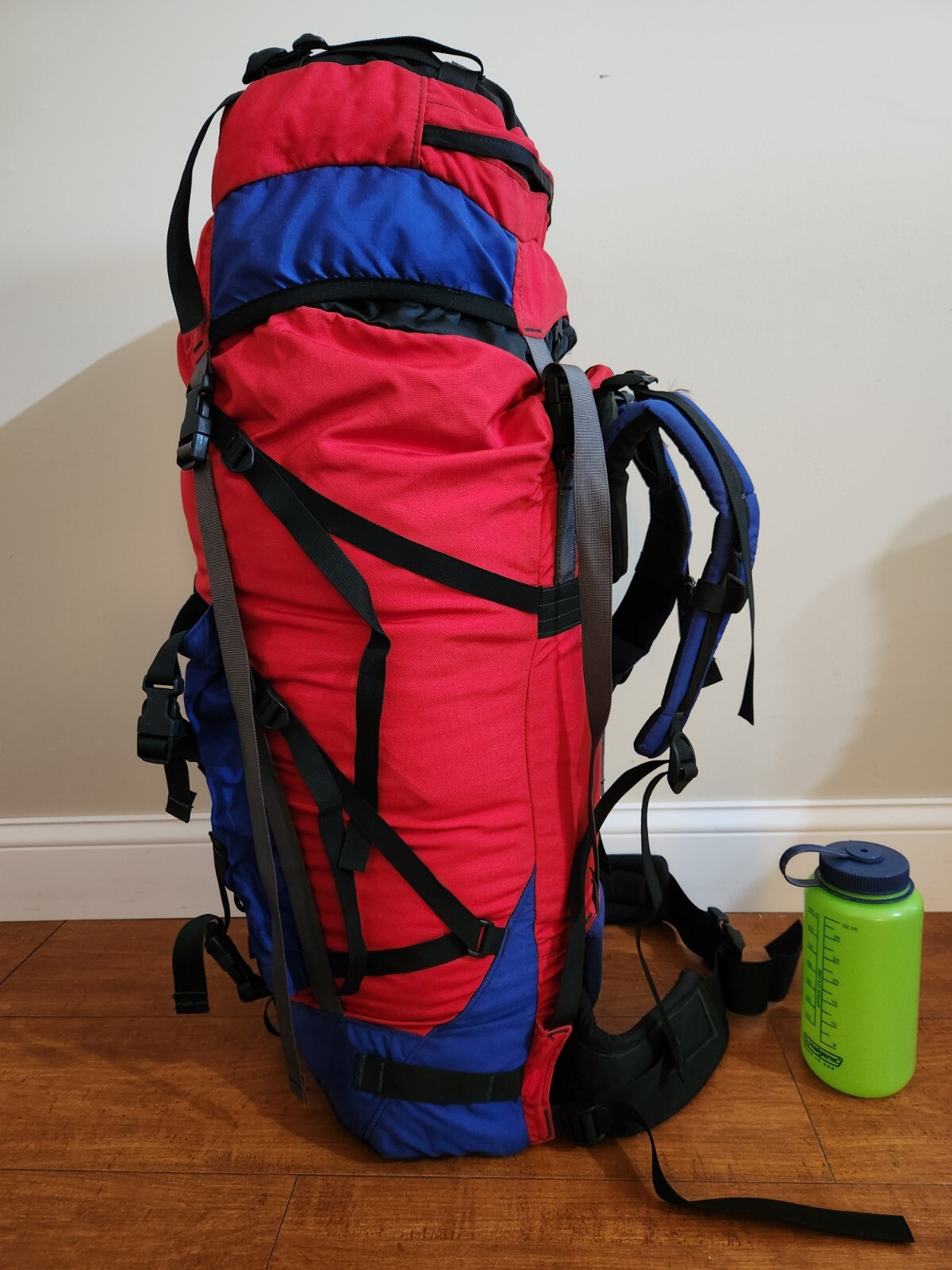 North Face 50 Liter Vintage Climbing Backpack 4
