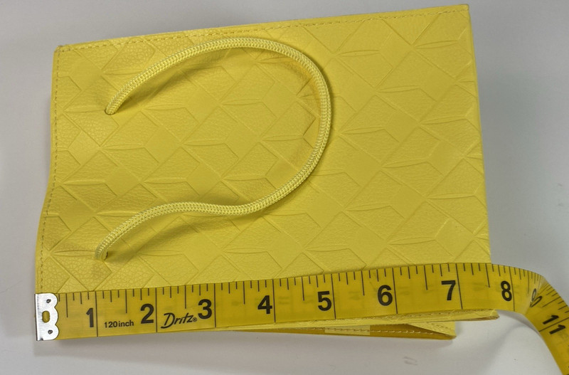 BED BATH & BEYOND Small Reusable TOTE BAG Yellow Polyvinyl Chloride 7.5/8x5.5/8 gallery