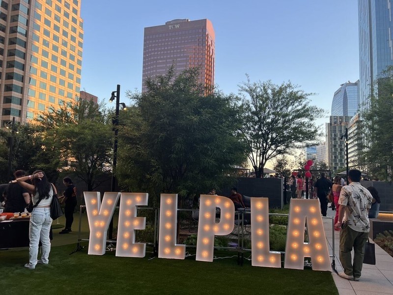 Extra Large Marquee Letters 5ft Tall |Giant Light Up Letters and Numbers 5ft 6ft gallery