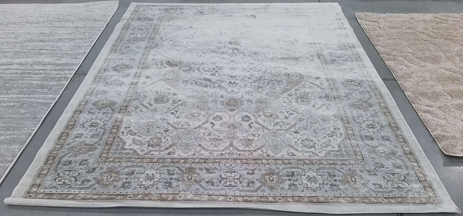 CREAM / BEIGE 6'-7" x 9'-0" Back Stain Rug, Reduced Price 1172769543 ISA916B-7 gallery