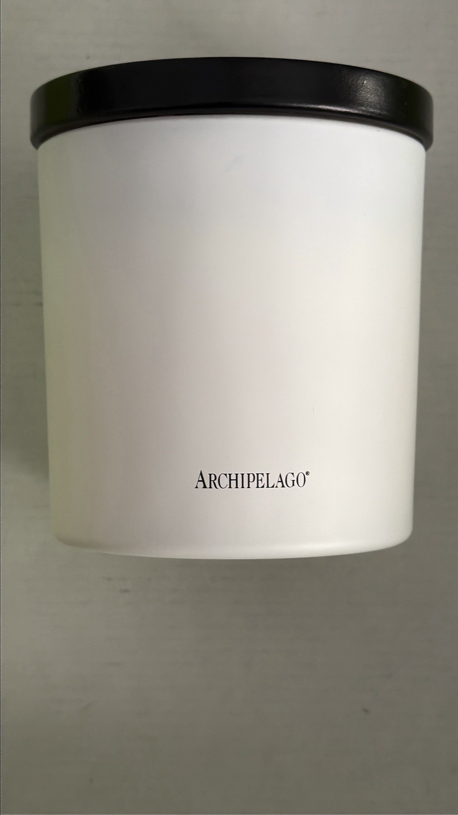 Archipelago White Big Sur, California Cedar, Amber & Musk Scent Candle..13 OZ gallery