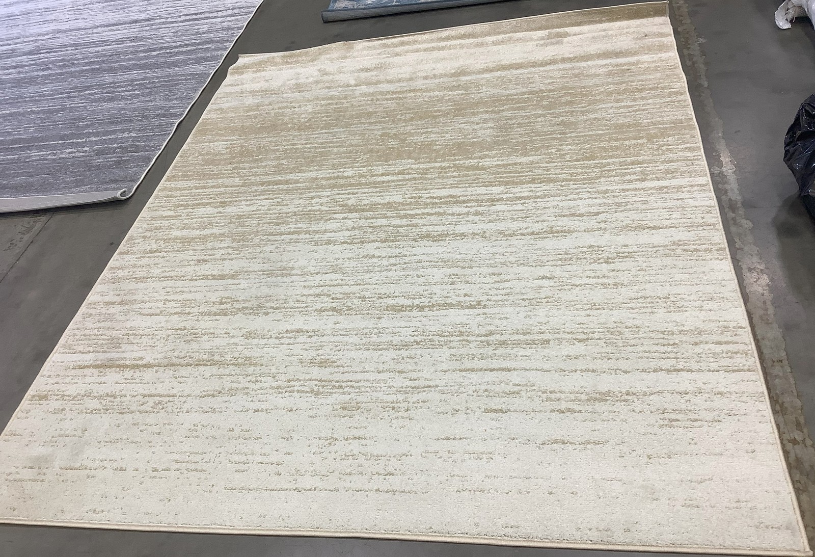 CHAMPAGNE CREAM 6'-0" x 8'-0" Back Stain Rug Reduced Price 1172682468 ADR113W-68 gallery