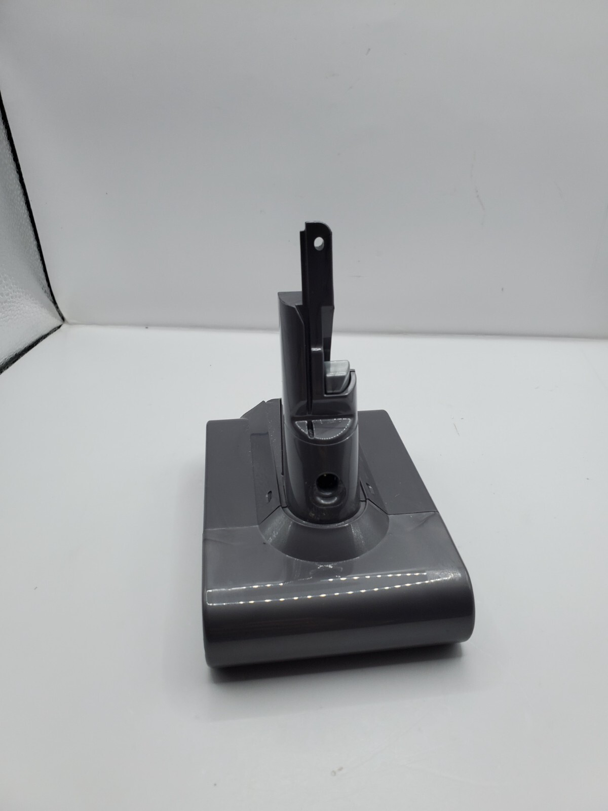 V7 Battery 21.6V 2000mAh Compatible SV11 225403 229687 968670-06 Animal... gallery