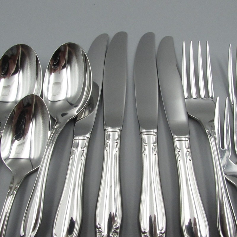 Oneida Community USA Stainless CHATELAINE Service for Four / 20 Piece Set - Used gallery