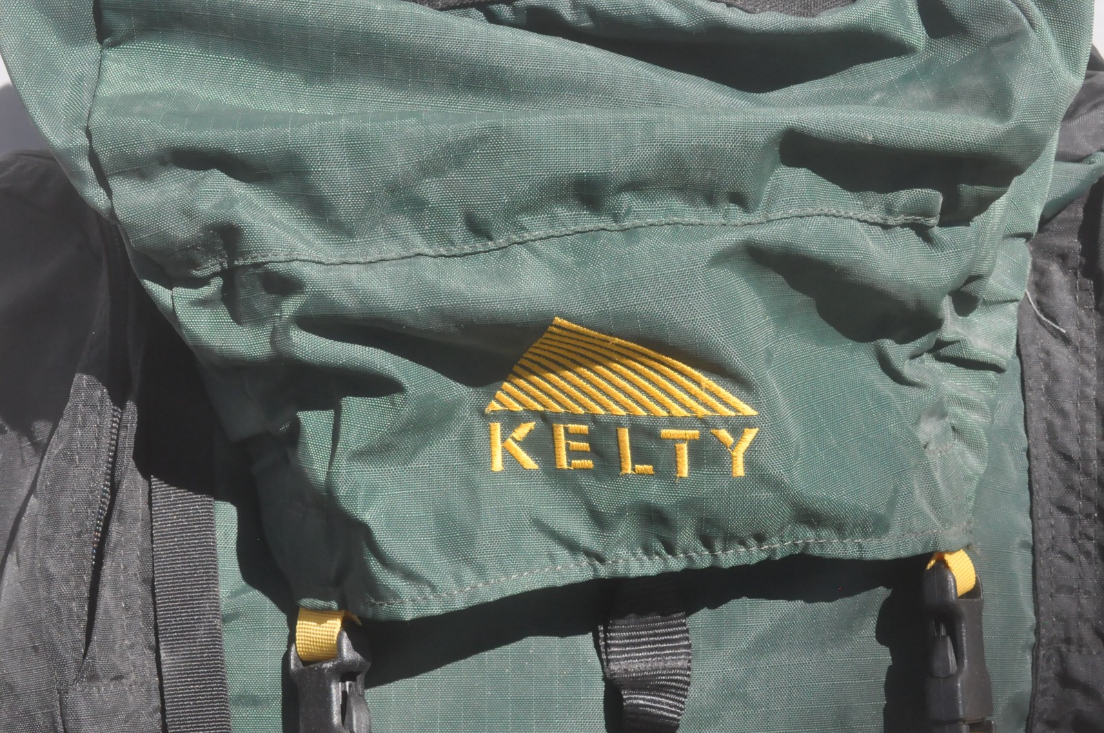 Kelty Glacier ~ Backpack ~ Green / Black ~ Internal Frame Pack 3