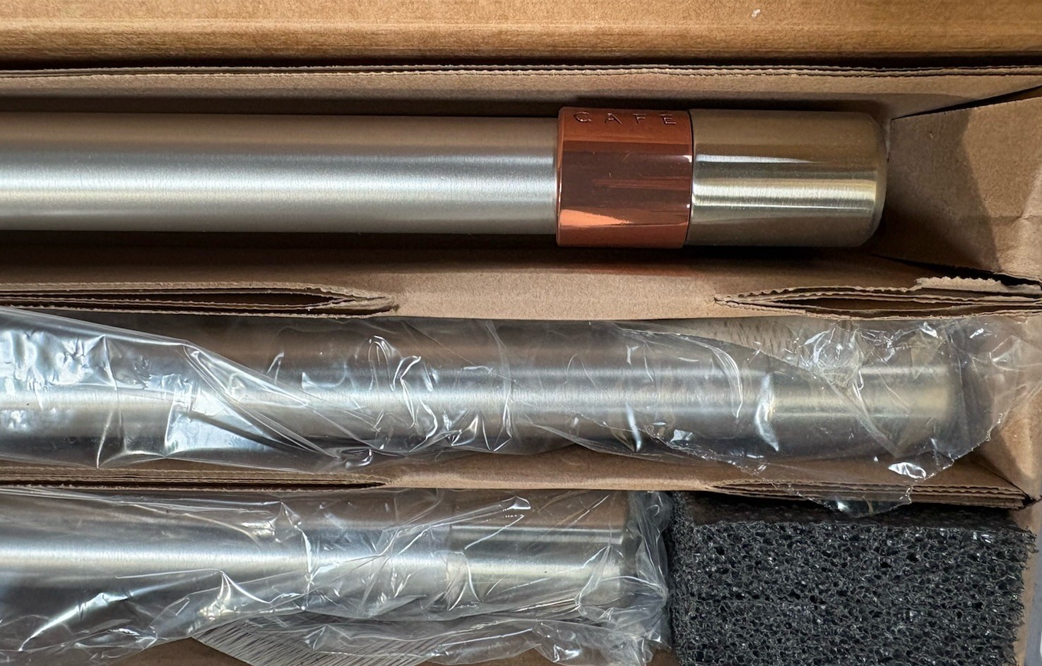GE Cafe CXQB4H4PNSS 4 pc Refrigeration Handle Kit - Brushed Stainless gallery