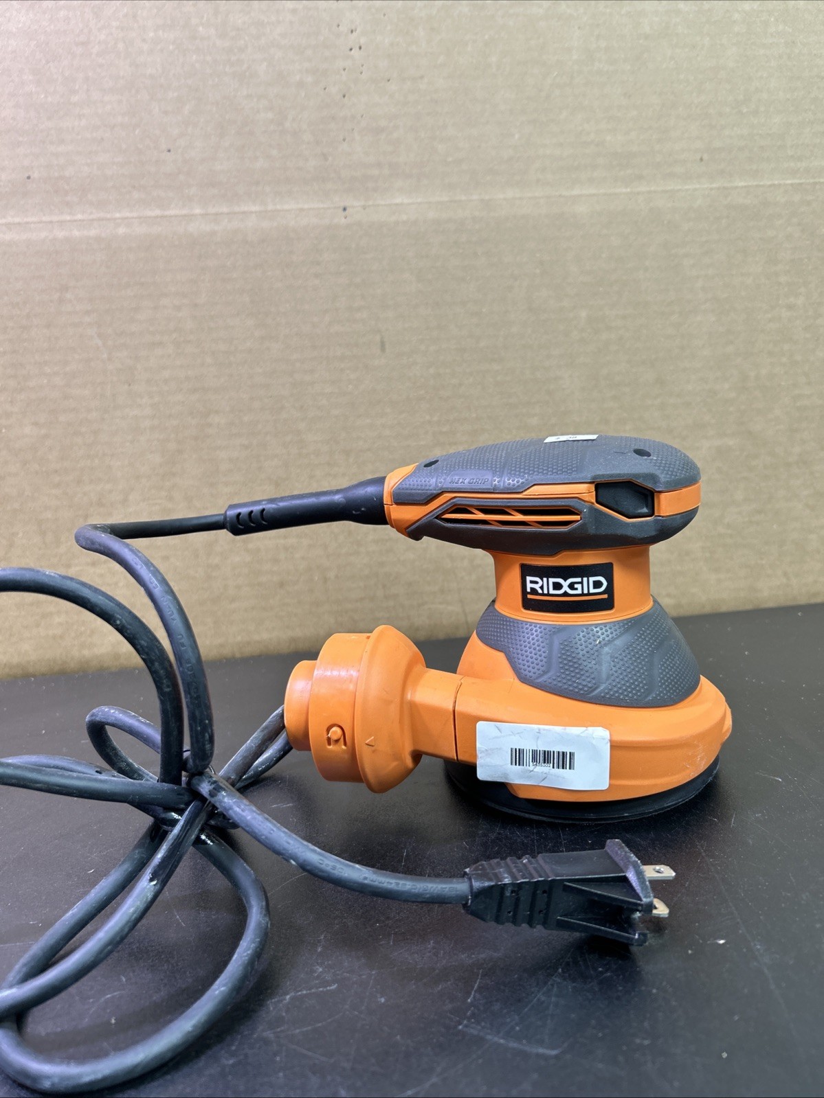RIDGID 5in 120V Random Orbit Sander (R26011) i56 gallery