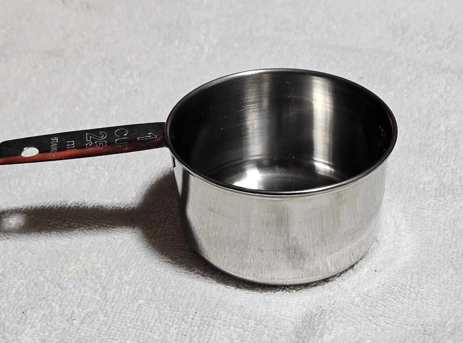 Tablecraft 724D Measuring Cup, 1 Cup, Stainless Steel gallery