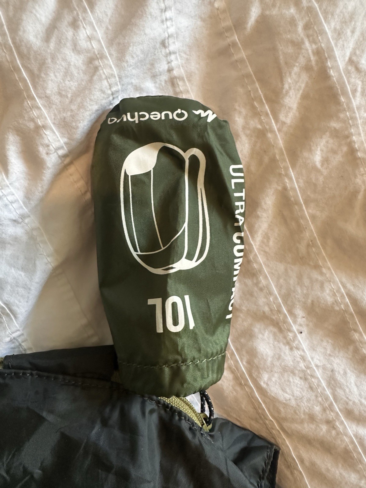 Quechua 10L Ultra Compact Forclaz Back Pack Green Rucksack 5