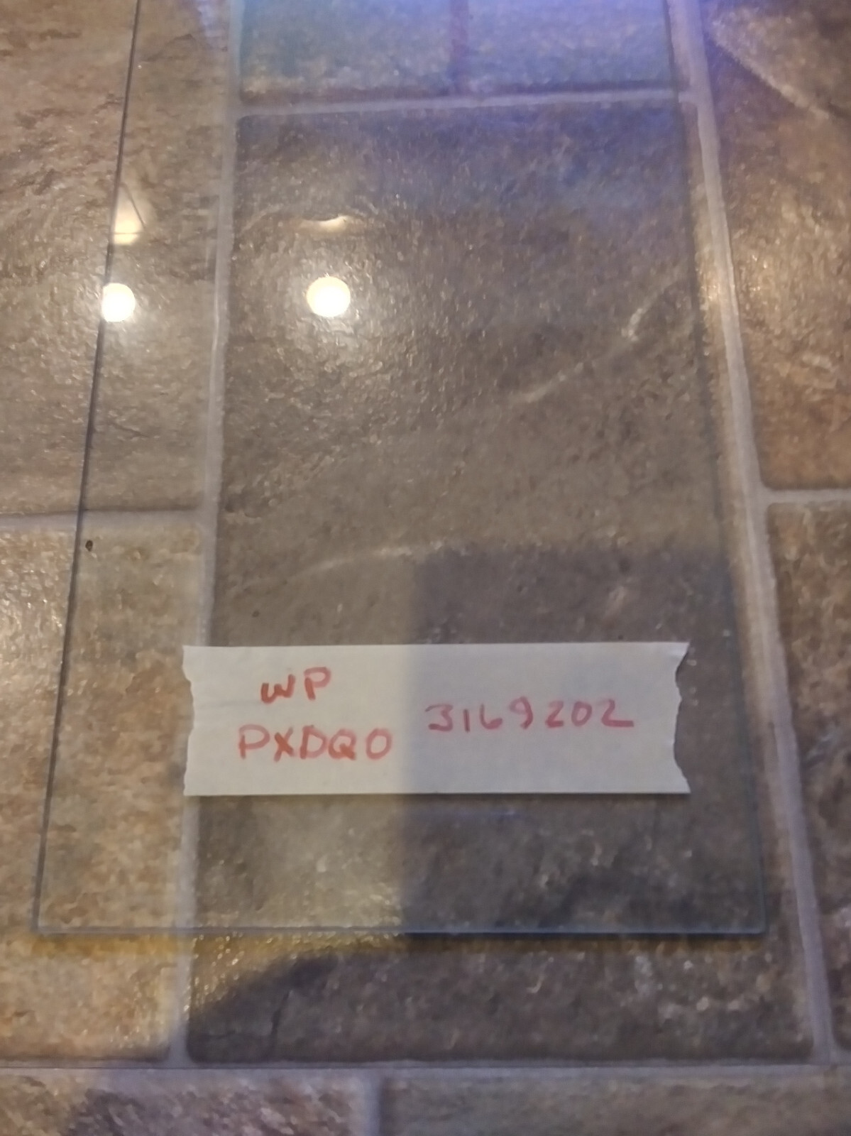 Whirlpool Electric Range Model RF365PDXQ0 Oven Door Glass 3169202 gallery