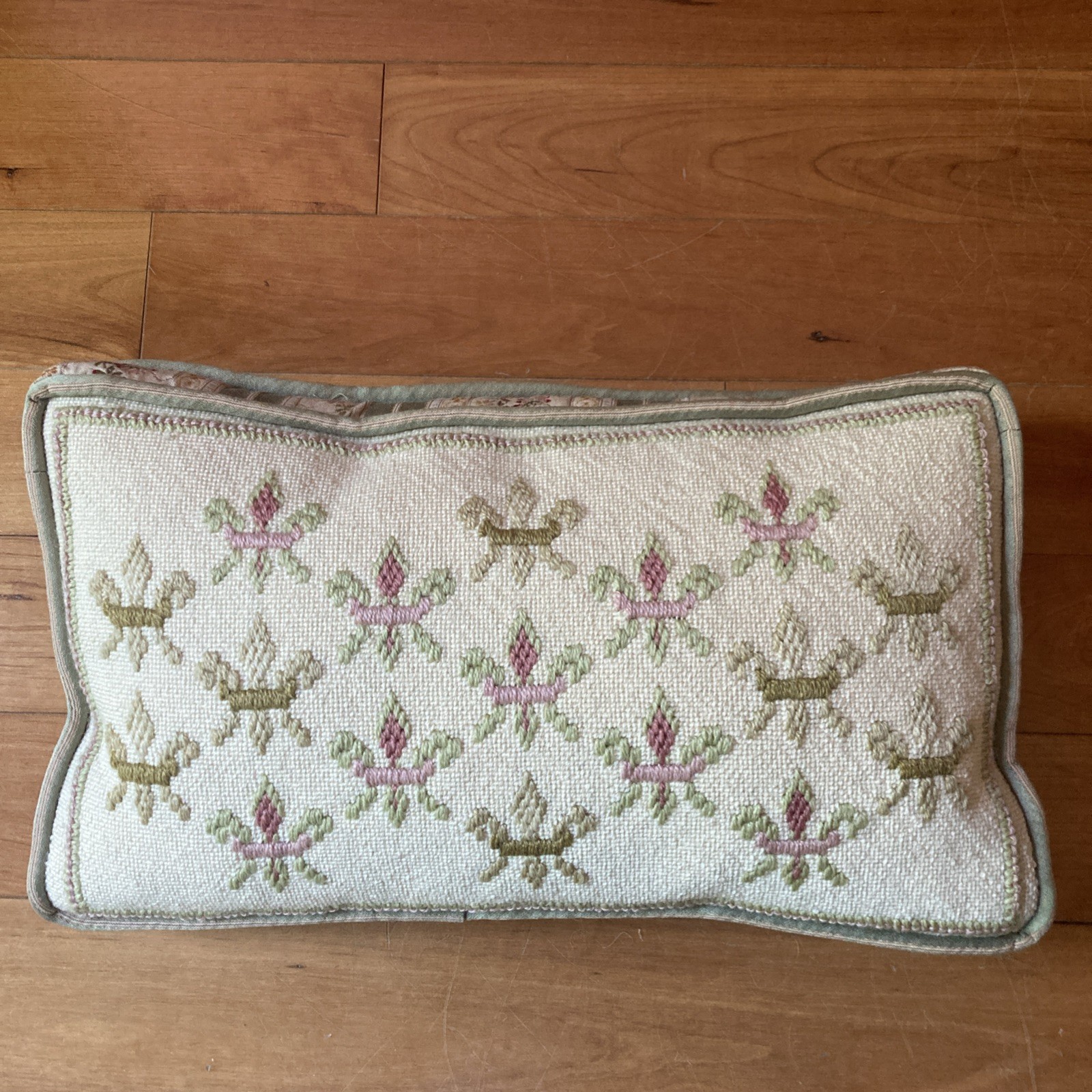 Vintage Needlepoint Wool French Style Decorative Throw Pillow 16” X 9” gallery