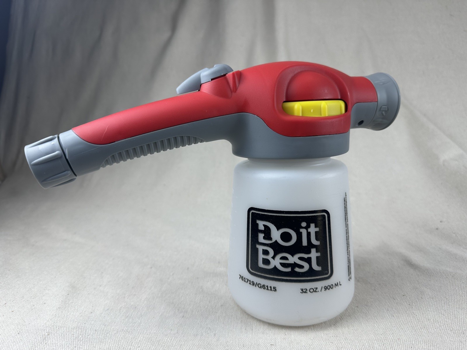 Do it Best 32 Oz. Multi-Pattern Wet/Dry Hose-End Lawn and Garden Sprayer gallery
