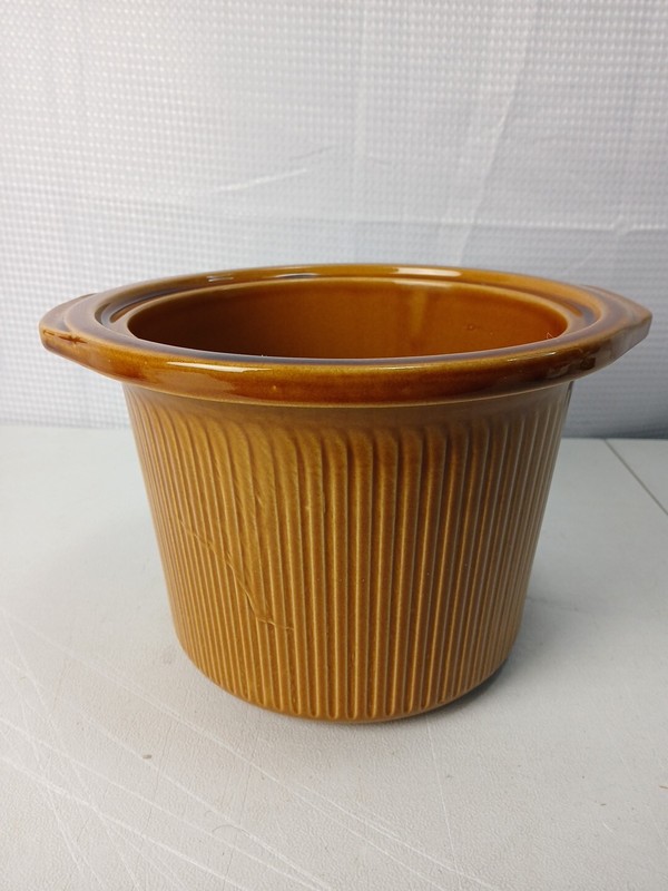Rival D-256-762 Crockpot Slow Cooker Replacement Part Brown Insert ONLY gallery