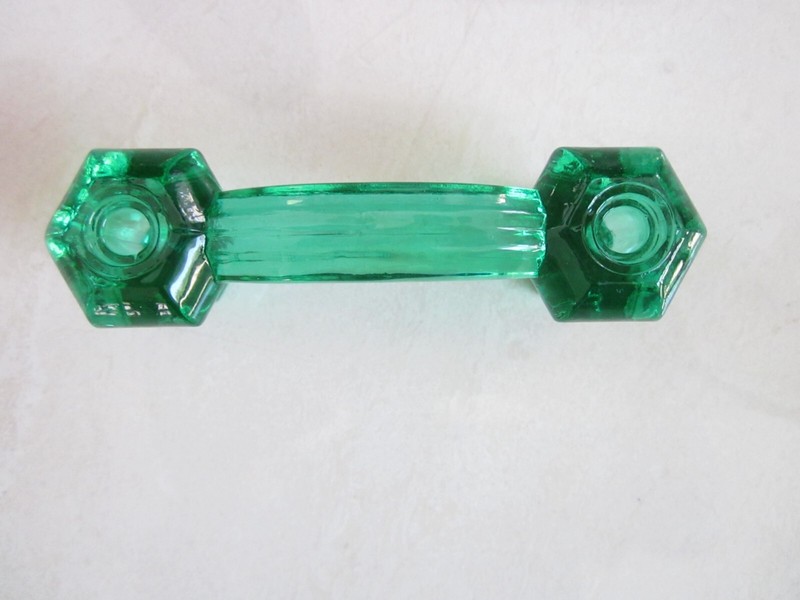 2 EMERALD GREEN GLASS CABINET PULLS DRAWER HANDLES VINTAGE STYLE gallery