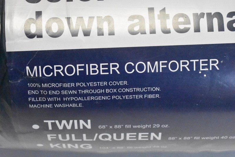 Color Down Alternative Microfiber Comforter Full/Queen Size 88" x 88" Navy gallery