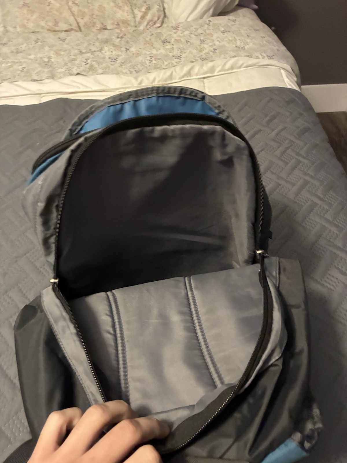 Embark Blue Gray Nylon Hiking Backpack Zip 4 Pockets Adjustable Straps 3