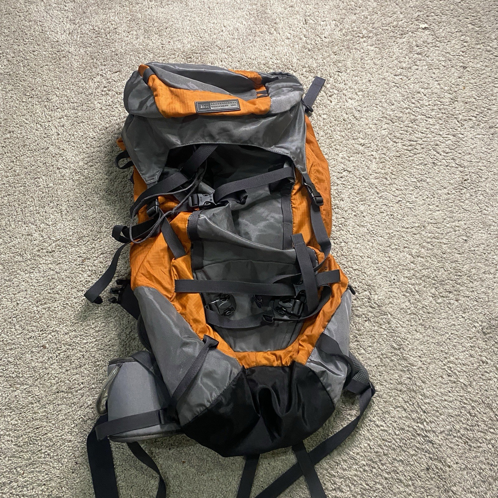 REI Pinnacle 24" Internal Frame Backpacking Hike Pack used large