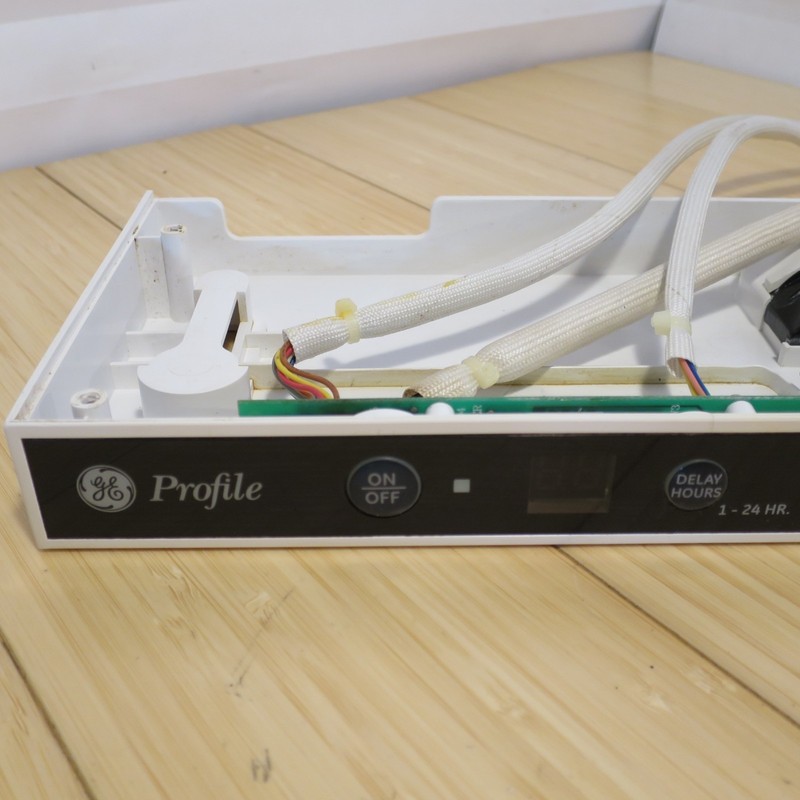 White UI Interface Control Panel from GE Profile PDW1800NWW Dishwasher gallery