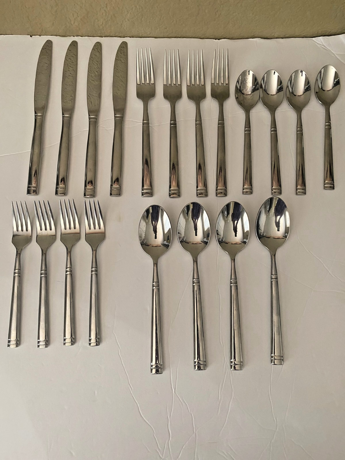 Mikasa Stephanie 20 Pc Flatware Set Forged Glossy Stainless gallery